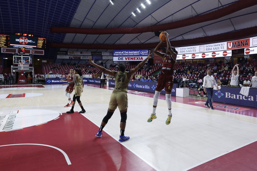 Umana Reyer Venezia vs Magnolia Basket Campobasso